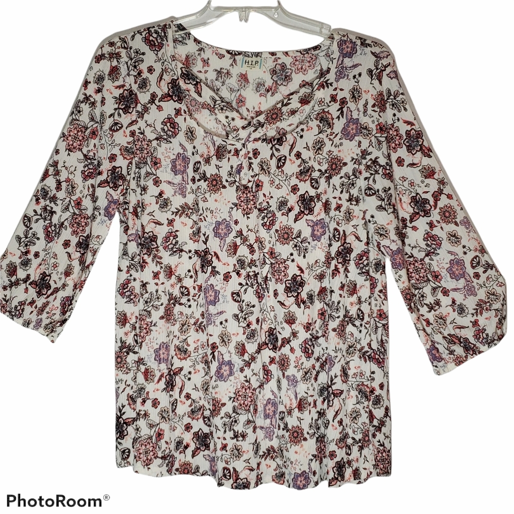 H.I.P. women's plus size 1X floral print embellished collar pullover blouse. 901